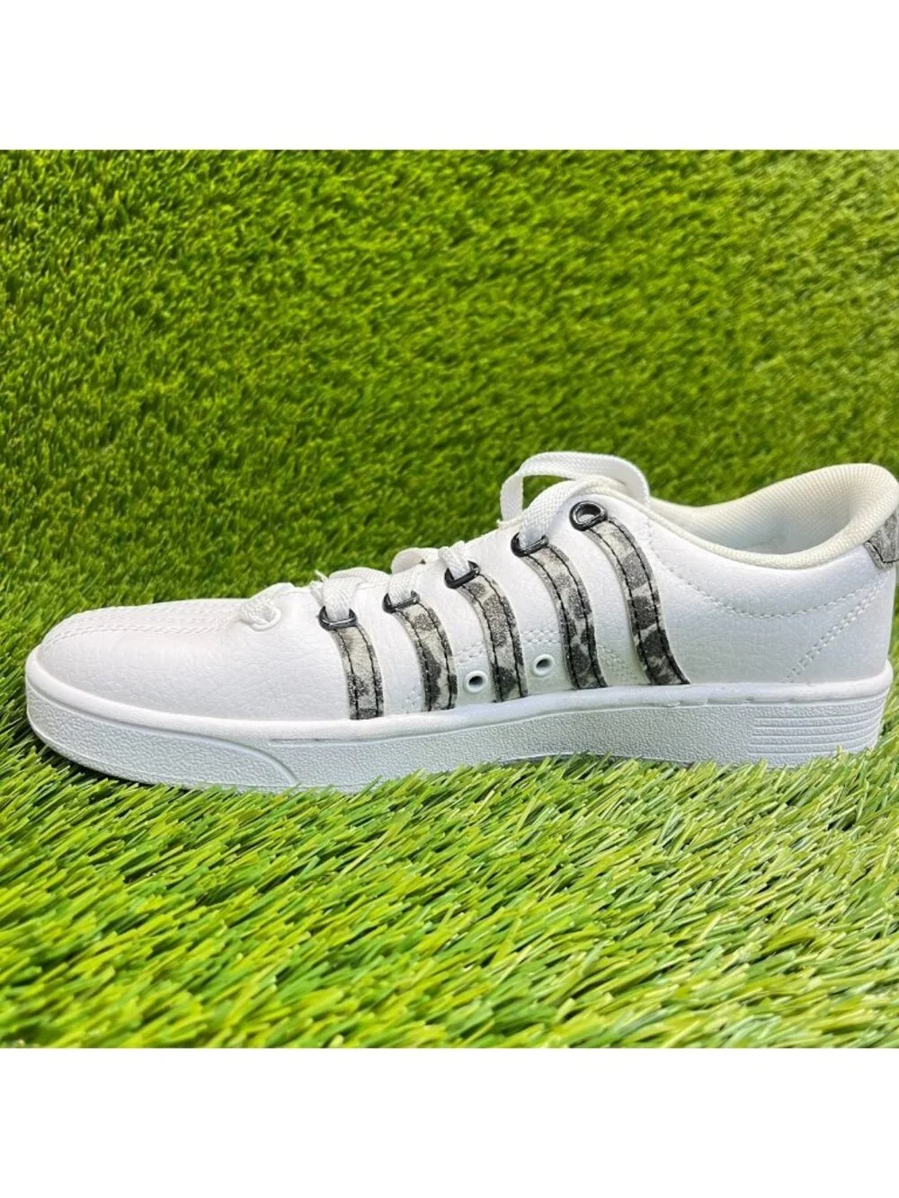 K-Swiss Court Pro II Leopard Womens Size 7 White Black Athletic Shoes Sneakers